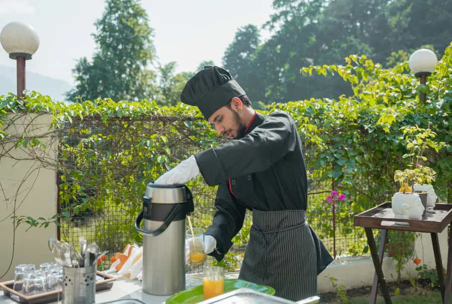 100 Hour Yoga Teacher Training in Rishikesh